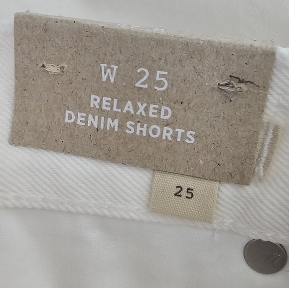 Madewell NWT White Relaxed Denim Jean Shorts - Picture 7 of 13
